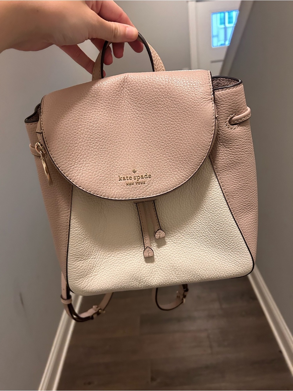 NWT - kate spade New York Leila Drawstring Medium Flap Two-Tone Leather Backpack - Picture 2 of 6